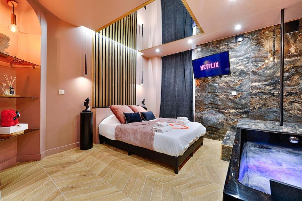 Welcome To Secret Love Yerres Extérieur photo